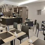 Emiliana 3*