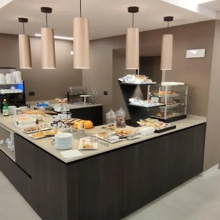 埃米利亚纳酒店 酒店 3*