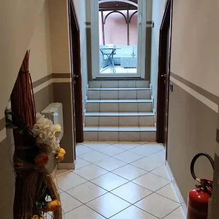 埃米利亚纳酒店 Villadossola