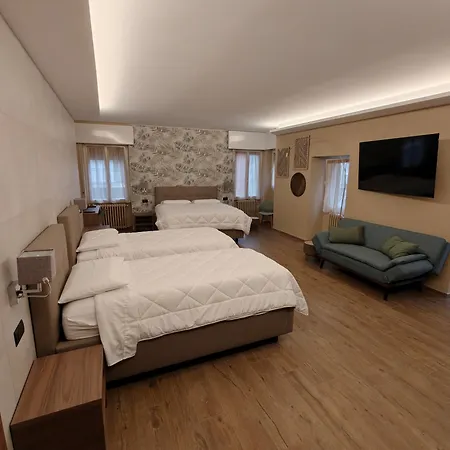 Emiliana Hotel