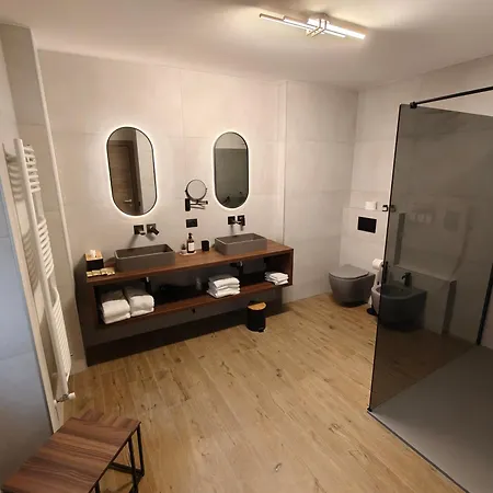 Hotel Emiliana