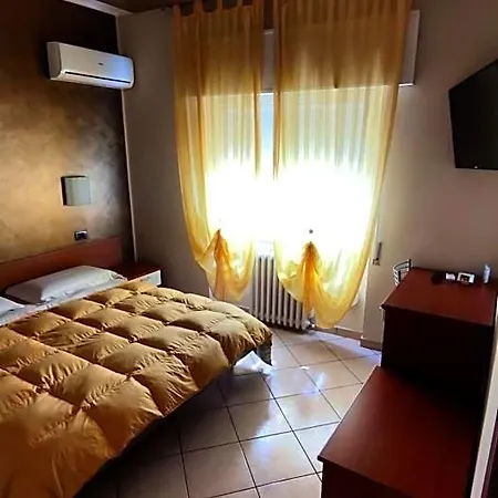 Отель Emiliana 3*